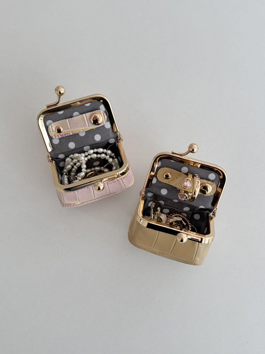 prtygal777's tweet photo. jewellery boxes https://t.co/5gPi5WO2fS