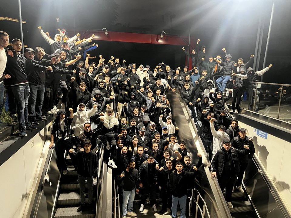 ozanozel1903's tweet photo. KAFANIZA GÖRE 😉🦅 https://t.co/Du1yueXS6x