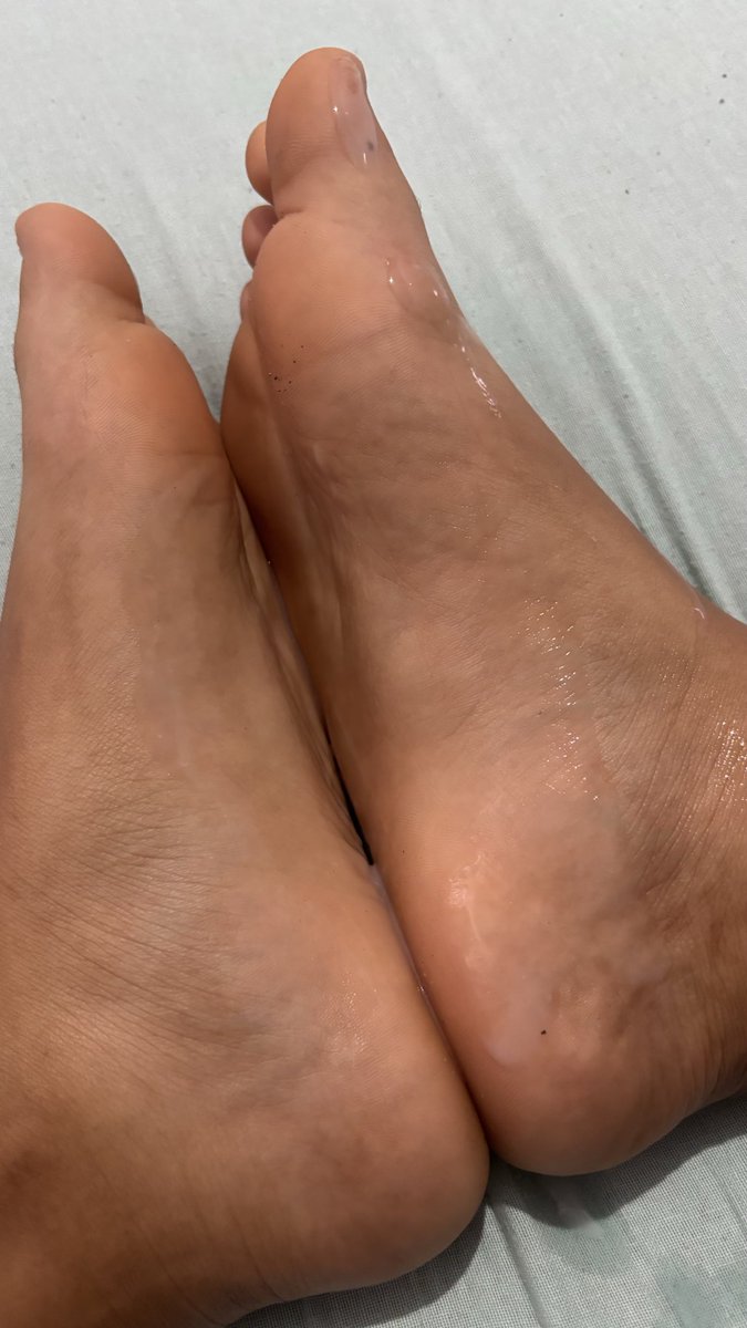 MiaMariafeet's tweet photo. Chama pv
Vendendo packs de pés agora
Vendo pack https://t.co/CwPLYghcZy