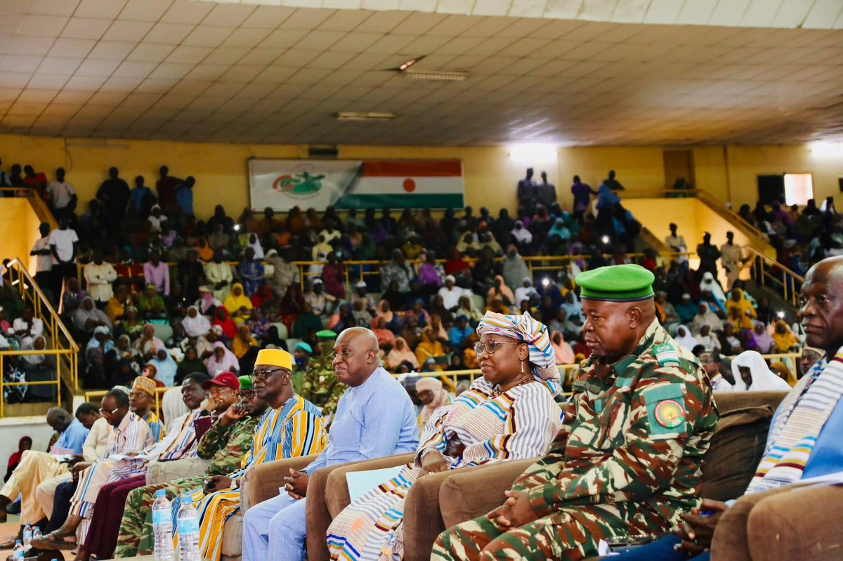 NigerAr tweet picture