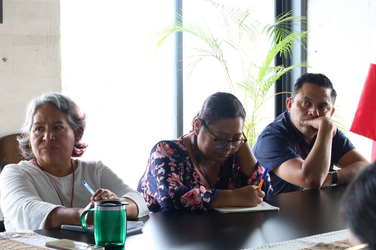 Catastro_GobOax's tweet photo. Colaboradoras y colaboradores del #ICEO participaron en el curso “Carga de Obligaciones de Transparencia (Sistema de Portales de Obligaciones de Transparencia - PNT)”, a cargo de la Secretaría de @HonestidadOax, https://t.co/RSIUHMoB0A