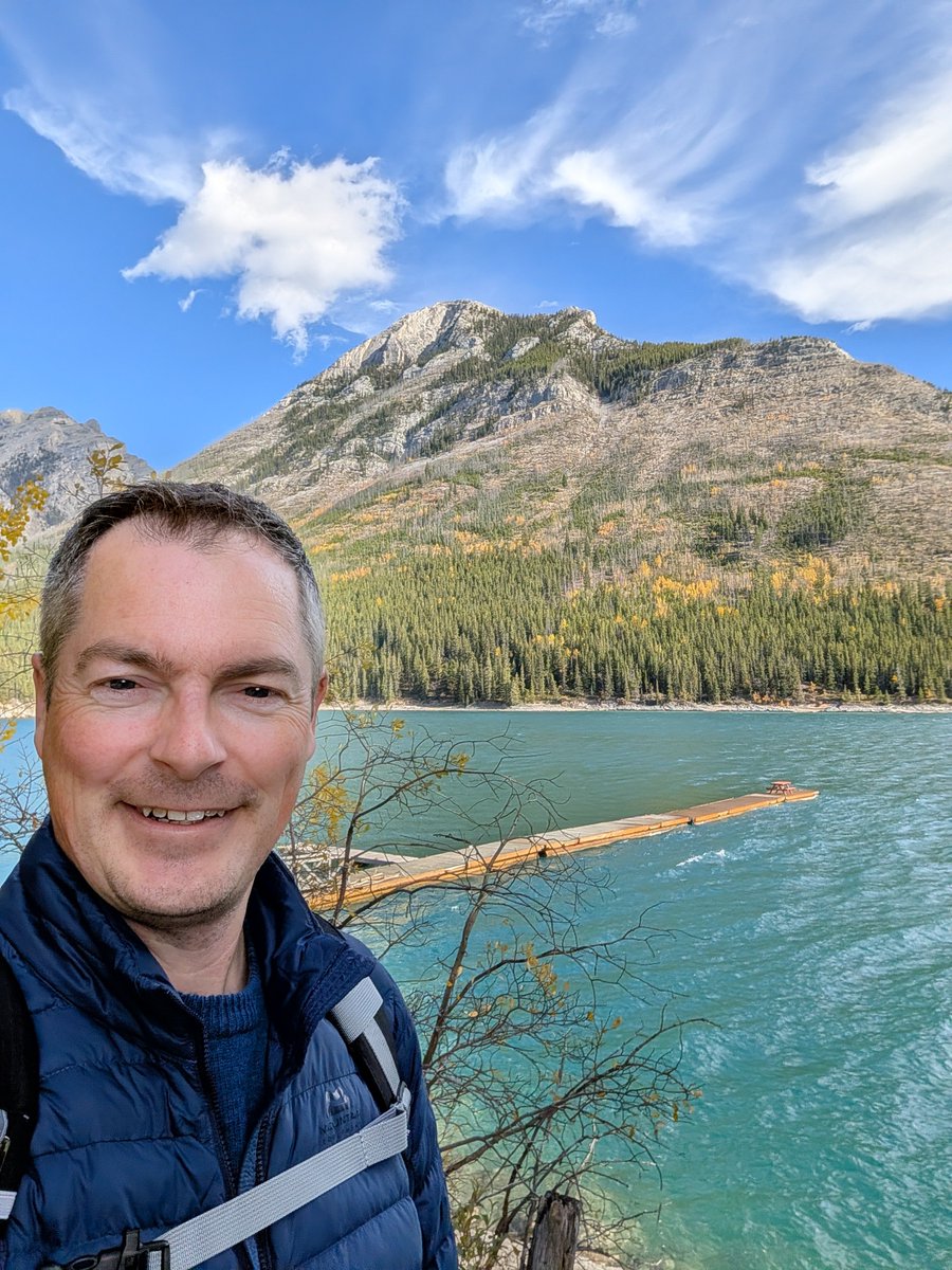 theVPNbloke's tweet photo. Lake Minnewanka.
Really lucky with the weather.
#CanadaBaby! https://t.co/zC2e4TS0m8