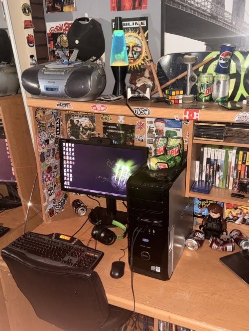 OldInternetFeel's tweet photo. https://t.co/B9E2GgvAOs