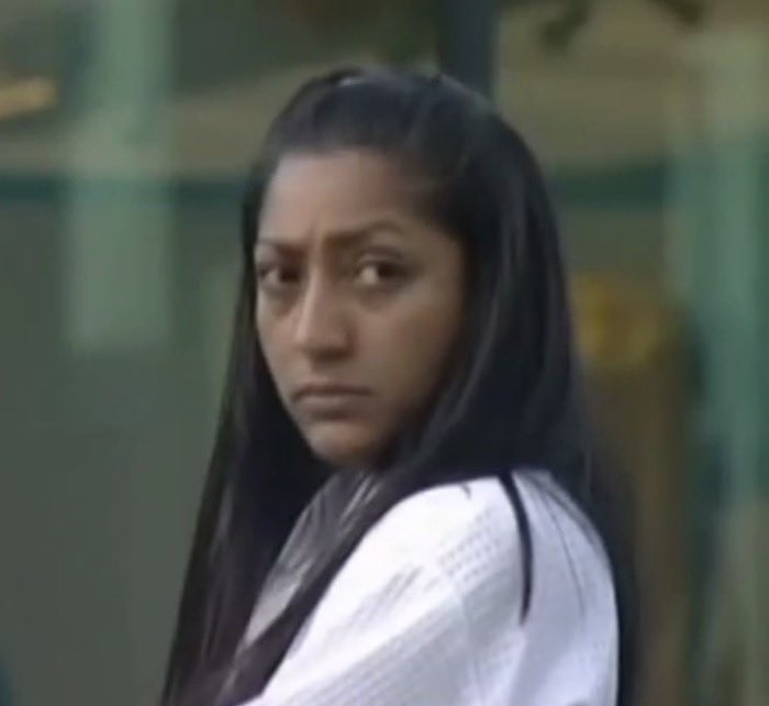 txbamxnmicxh_s's tweet photo. I thought Rhianna said she was going to walk if Chelsey got evicted so why the fuck is she still hanging around spreading shit almost two weeks later #bbuk https://t.co/cB3Kb772aL