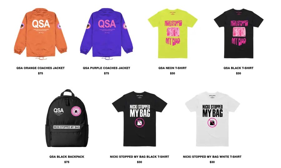 NICKIMINAJ_COL's tweet photo. OCTOBER 2018 🎒👑

@NICKIMINAJ launched her “Nicki Stopped My Bag” merch collection, featuring T-shirts, jackets and backpacks inspired by the viral phrase.
THE QUEEN  knows how to turn a moment into a business!💸 https://t.co/fHYT5YkgwY