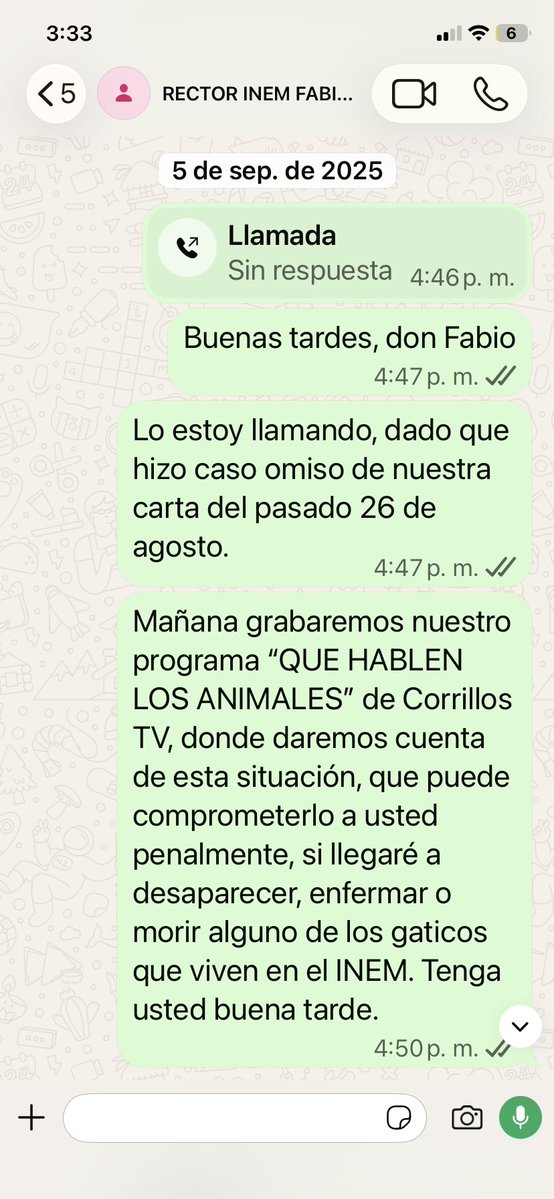 OrlandoBeltranQ's tweet photo. El rector del INEM Bucaramanga, FABIO SANTOS HERNÁNDEZ, es un enemigo declarado de la colonia de casi 20 inocentes gatos que han vivido allí por más de 15 años. 

En septiembre 26/25 le dirigimos carta solicitándole diálogo. Nunca respondió, pero al menos cesó la despiadada persecución. 

Ahora, ha prohibido nuevamente darles de comer y tomar agua, pidiendo al gobierno municipal su retiro inmediato, demostrando con ello la MALDAD y PREPOTENCIA que lo han caracterizado desde que ejerce la rectoría.

No es solo un asunto de ÉTICA AMBIENTAL Y ANIMAL. Es también un pésimo ejemplo para los niños y jóvenes educandos, al desconocer, entre otros,  el principio de SOLIDARIDAD de la Ley 1774/16.

Urge que la Secretaria de Educación MARTHA CECILIA GUARÍN LIZCANO y el Subsecretario de Salud y Medio Ambiente ROSEMBERG SANABRIA VESGA, @AlcaldiaBGA @Cportilla40 @Salud_Bga  @SecretaradeEdu3 
tomen cartas en el asunto y conformemos cuanto antes una mesa de diálogo, siempre DEFENDIENDO a tan Inocentes animales. 
@AMBeltran92 
@mapigaviria 
@PlataformaALTO 
@SaninPazC 
@carolinabel_ 
@REYNALDOCESPEDE 
@piedrahitangela 
@JulianaBarbieri
@paor42000
@OfeliaChavezLa2
@Marce_Tabares
@FEDAMCO1
@ReynaldoCespedes
@plataformaALTO
@EsmeHernandezSi
@CamiMachado10_ 
@vanguardiacom 
@RCNBga 
@CaracolBga 
@MascotasCaracol 
@BLUSantanderes