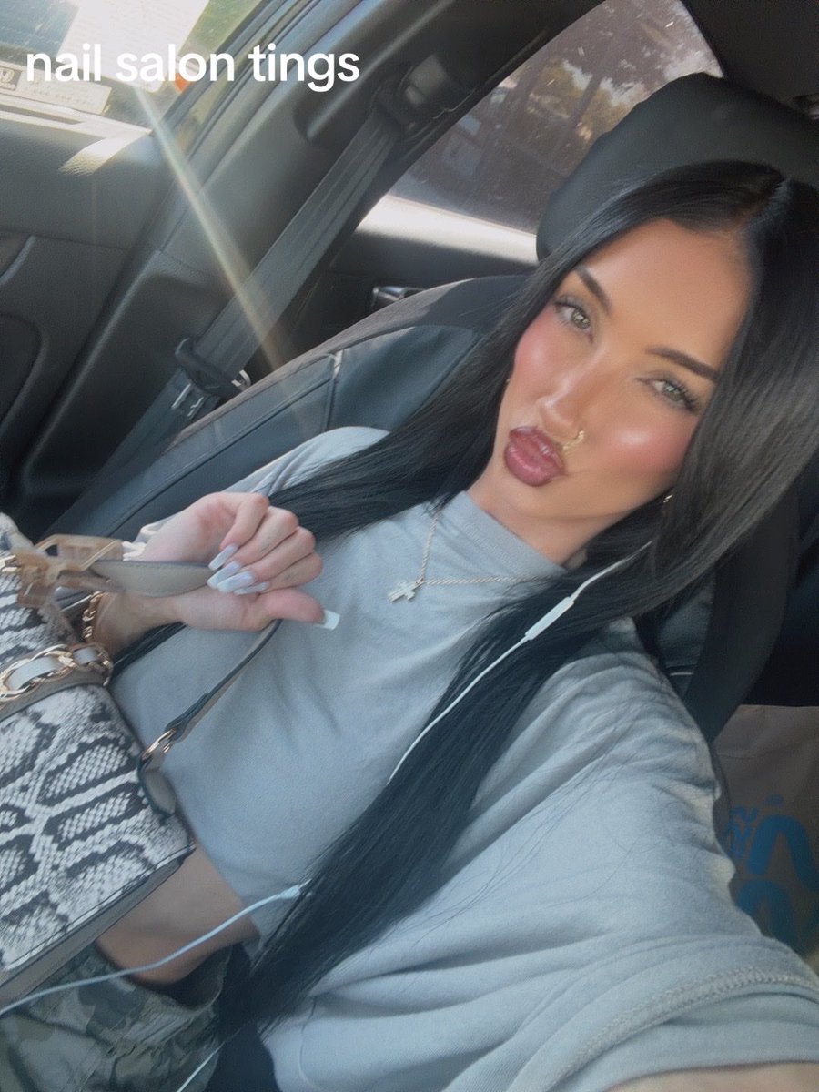 greedychica's tweet photo. just got to the nail salon… wonder what nails imma do hehe 🙂‍↔️ https://t.co/ZBcFQQWGii