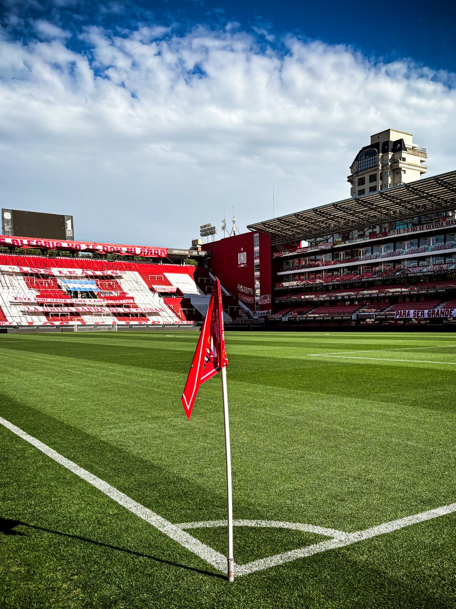 EdelpOficial's tweet photo. Nuestros colores en todos lados 🚩🏳️ https://t.co/KNLT6ASUfX