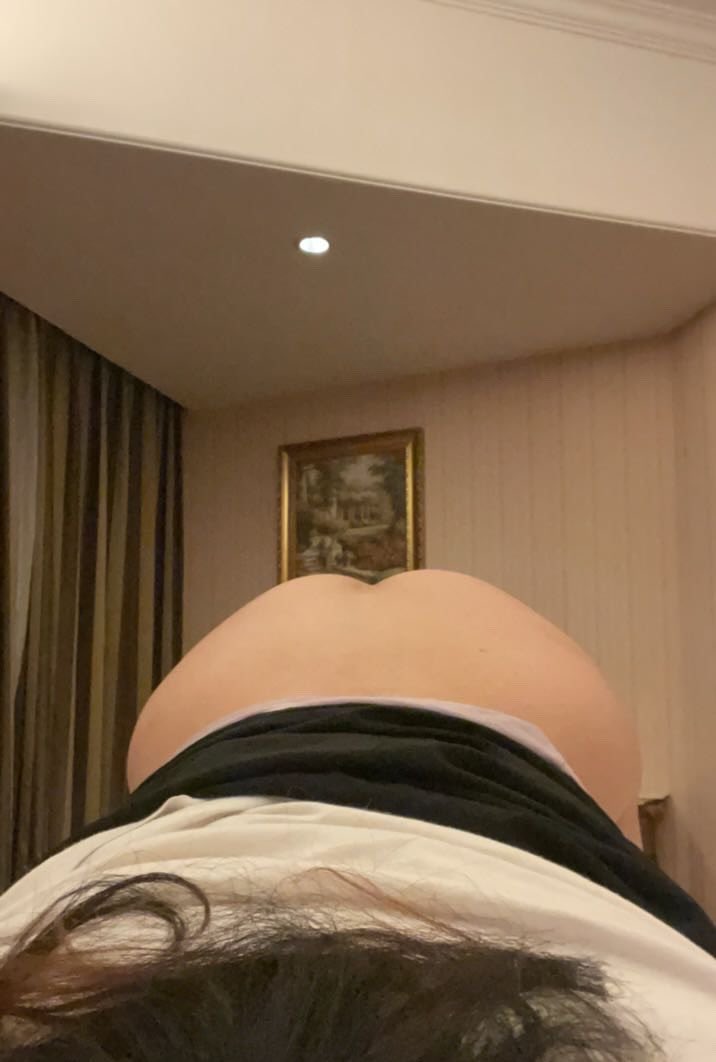 aijiang0119's tweet photo. 你有老婆你直说啊
我都到你家门口了
我姐一开门我说上门保洁
草泥马的免费给你打扫3个小时房间
#长沙 https://t.co/YFODBzb4AG