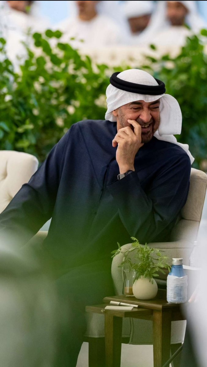 Qs__o's tweet photo. عسى السعادة ما تفارق محياك ✨🤍
دامت ابتسامتك عنوانًا للخير، ودامك لنا سندًا وفخرًا🇦🇪🤍✨ https://t.co/ET71Cv9ghv