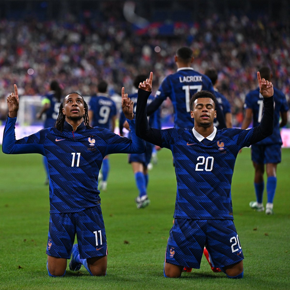 FutbolHub_'s tweet photo. 🚨| WHAT A PHOTO! 🥶🇫🇷🌟 https://t.co/UHsVsbfHsy