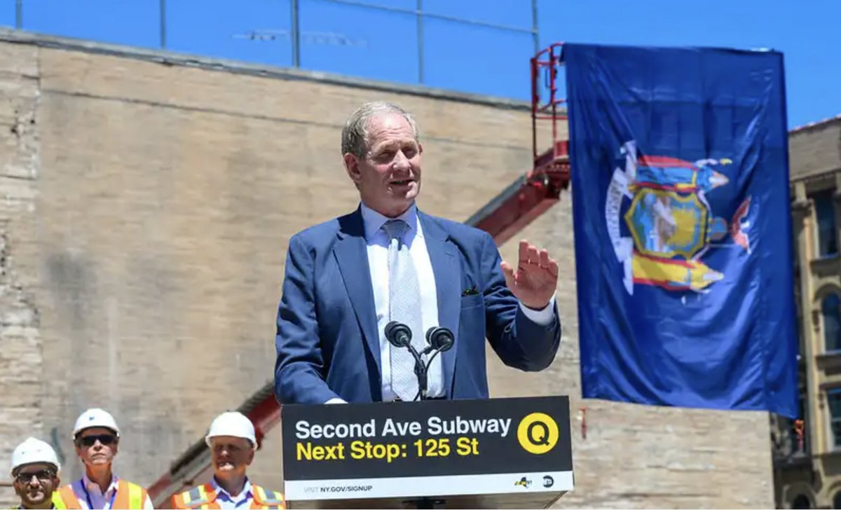 amNewYork's tweet photo. Harlem business leaders urge MTA chair to include them in possible Second Avenue Subway westward expansion
Read more at the link in bio. https://t.co/jFdq2QtwaC