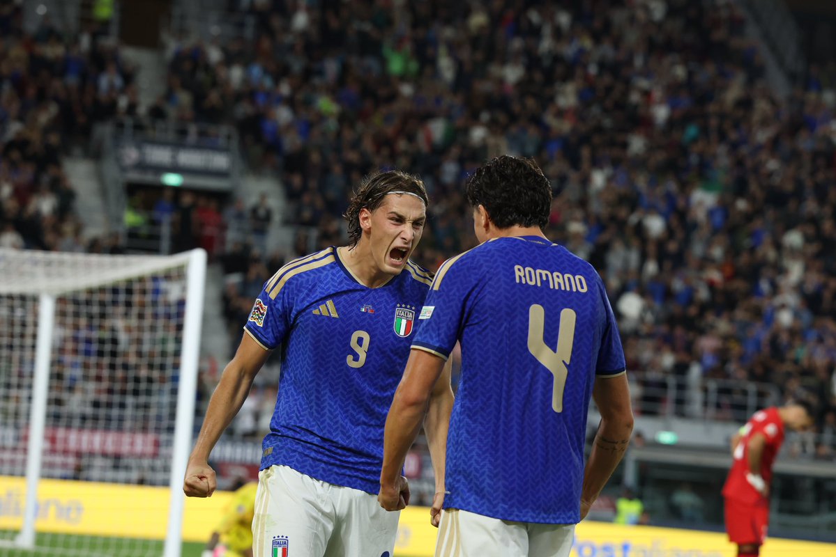 Azzurri's tweet photo. 💪💙💪

#Esposito #ItaliaTurchia #NationsLeague
#Nazionale #Azzurri #VivoAzzurro https://t.co/tVkEiTzy9g