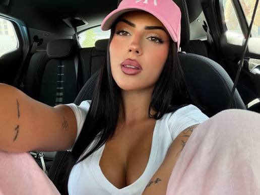 bbellidoo's tweet photo. Holiii chicooos💖 soy Lucia Bellido y soy nueva por aquiii, busco muchas amigas y algun hombre que no mienta. A quien le gustaria conocerme?😚

#rol https://t.co/q5N6TJafw2