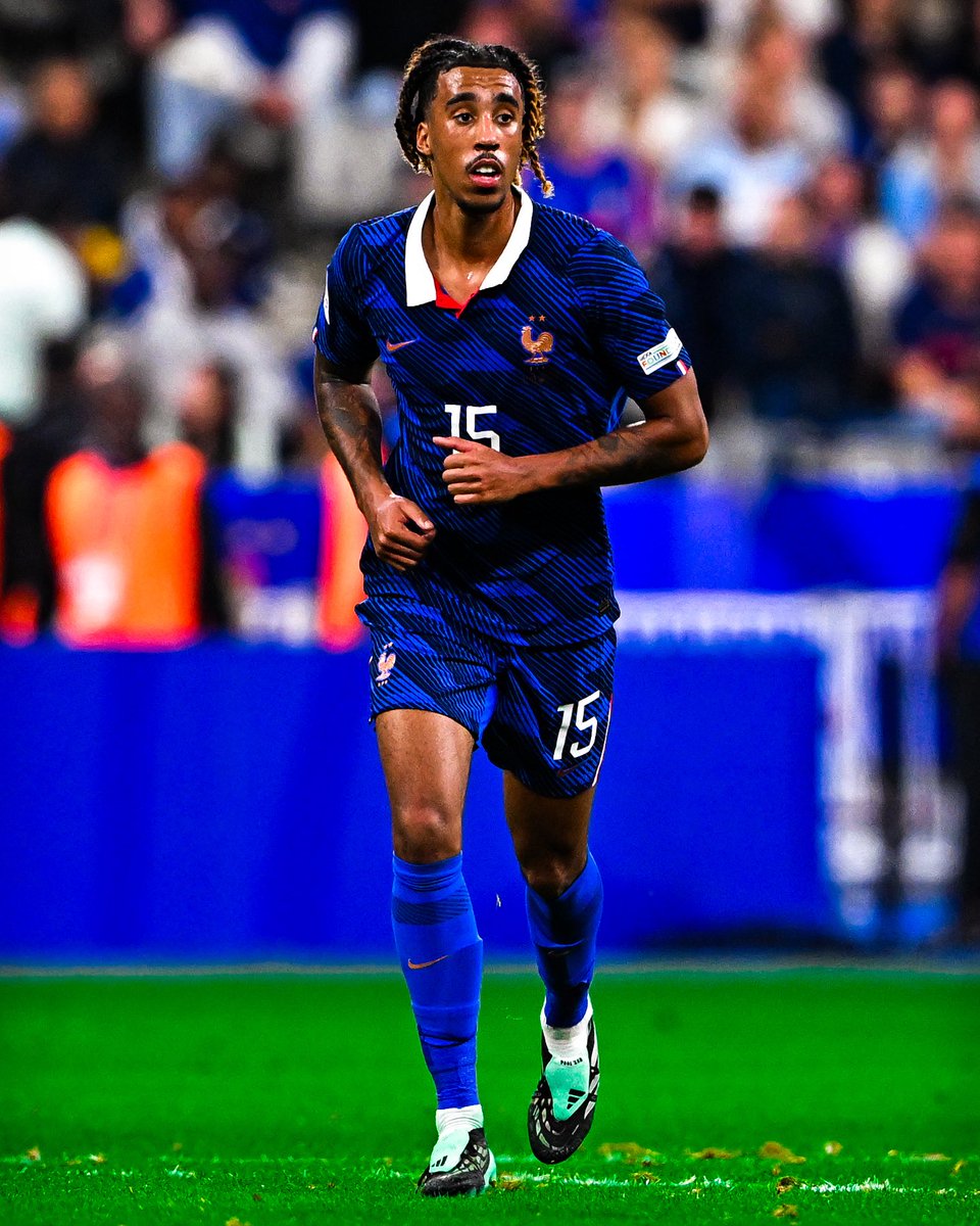 losclive's tweet photo. 𝑭𝒊𝒆𝒓𝒔 𝒅𝒆 𝒕𝒐𝒊 𝑳𝒆𝒏𝒚 🇫🇷

Formé au Club, Leny Yoro a fêté sa première sélection sous le maillot de l’Équipe de France avec une victoire 4-1 et 90 minutes disputées 🤩

Félicitations ❤️🤍 https://t.co/a9xBVliQYB
