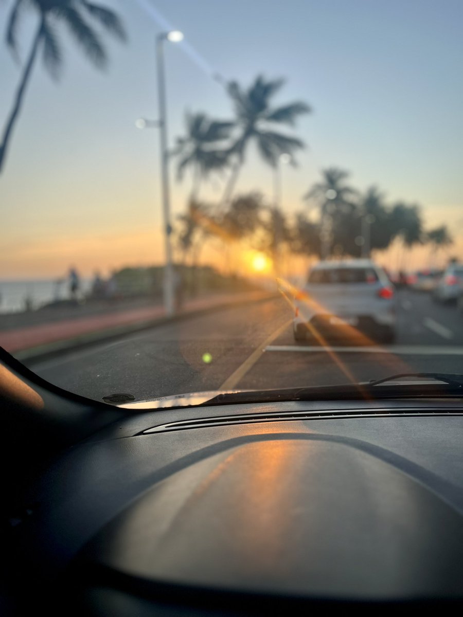 AlissandroLima's tweet photo. Um dia qualquer em Salvador ☀️
#tbt #salvador #cotidiano https://t.co/qTVCp9Zkpo
