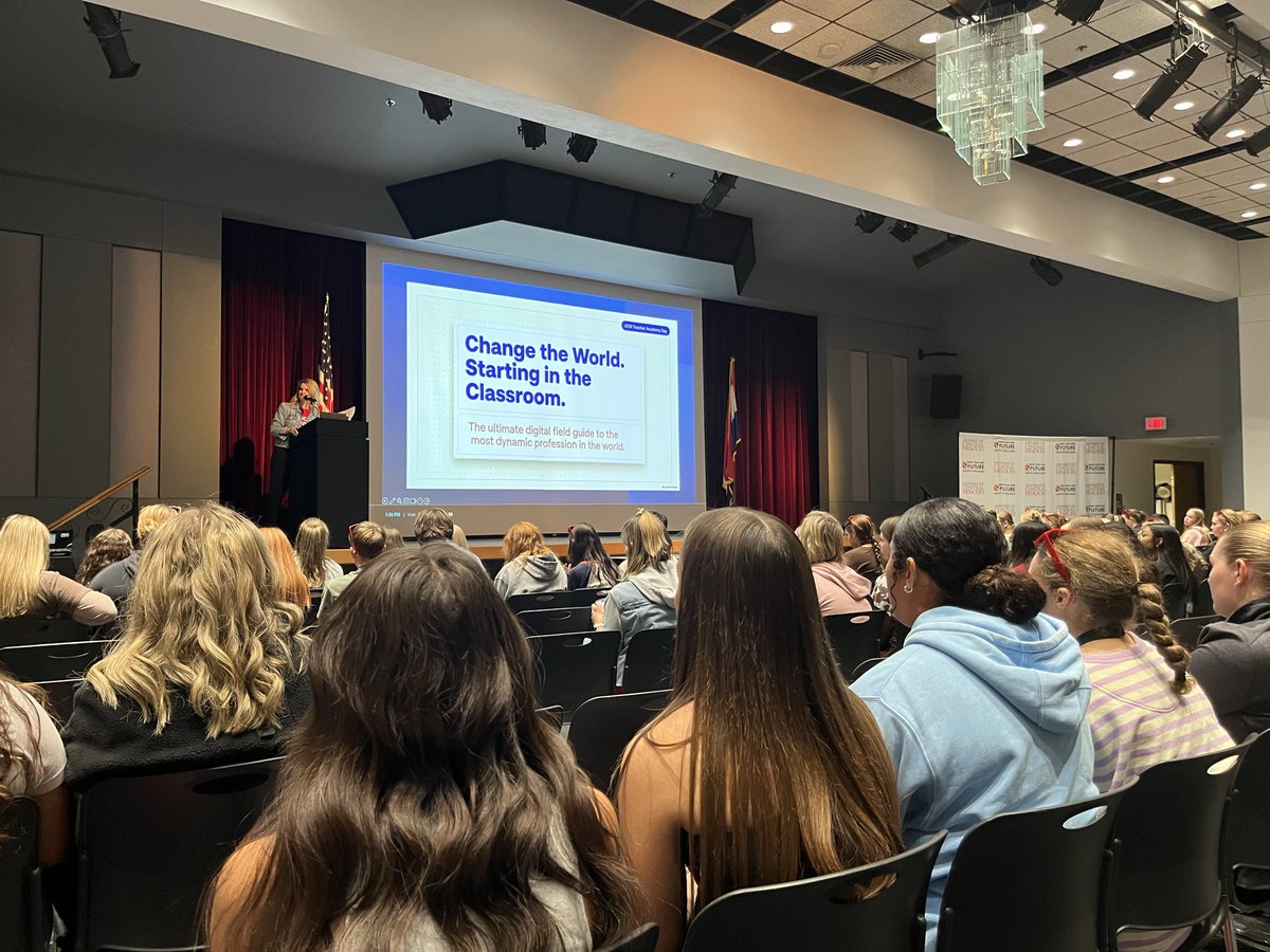 PHHSActivities's tweet photo. PHHS Future Teachers of America had an educational, informative, and fun day at UCM’s 2026 Future Teacher Academy!
#PHPoL
#PHfutureready
@PHR3SD https://t.co/Z4QZuz1BAu