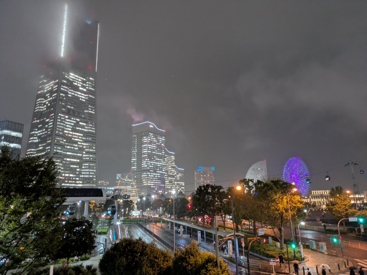 KOJIMA_ANI's tweet photo. 光邦さん、尾辻アナ、皆様、
おはようジャパン！

🇫🇷おセンチスイッチ🇫🇷
夜景は、感傷的になりますね。

#ちょうどいいラジオ
📷横浜 https://t.co/ifQjYMjcK2