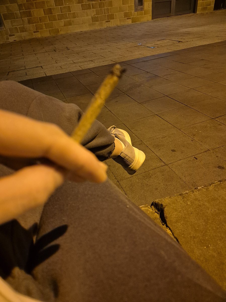 GoddessXOElle's tweet photo. I've been feeling kinda burnt out recently and I think what I need is silent sends, but leave your name so I can find you later 😘

Findomme Feet Worship Trainers Tease Smoke https://t.co/vJ54JA5PFd