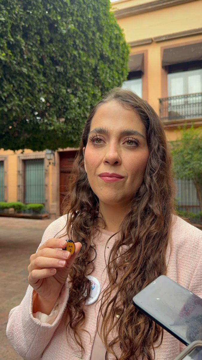 AlertaQro's tweet photo. 🔴Regidora del #PRI no descarta alianza con el #PAN rumbo a 2027🔵

📌La regidora Gabriela Monjaraz reconoció que las alianzas han permitido un buen gobierno en Querétaro.⤵️ 

https://t.co/cSdYrmBdcm https://t.co/7rHL5Crm7c