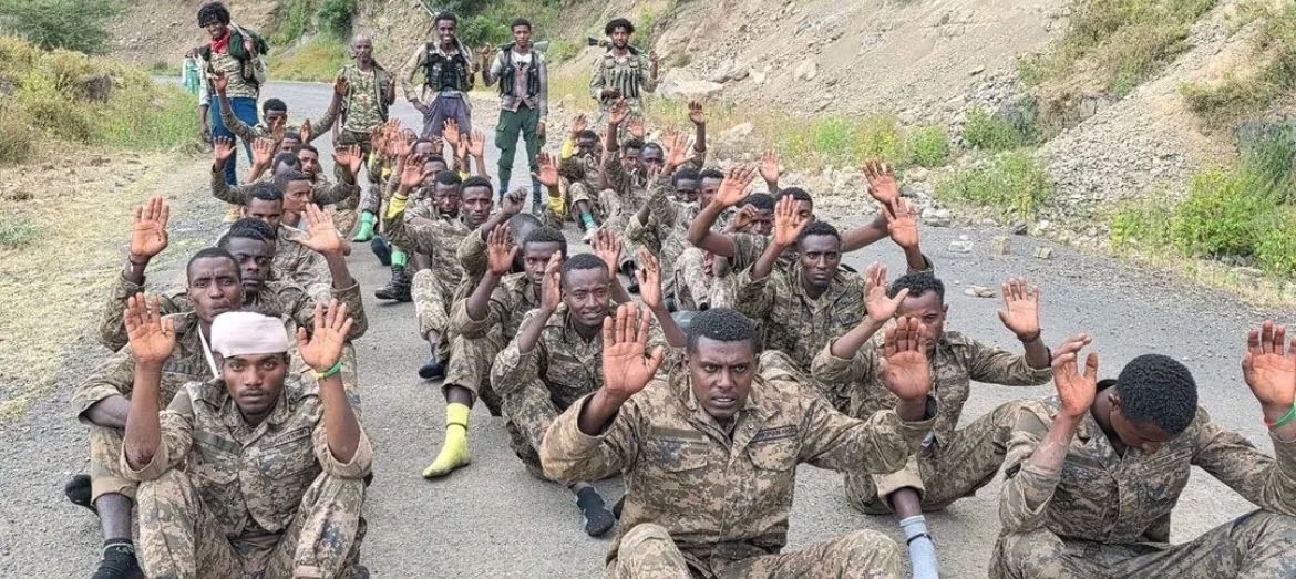 amggebre's tweet photo. ምርኮኛው በዓለም ህግ መሰረት መብቱ ይጠበቃል።

ምስጋና ለህብረት ለህልውና !!!

ከህብረት ለህልውና ጋር ወደ ፊት! https://t.co/rIuq1gyRjH