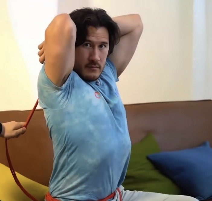 Idgabuck_'s tweet photo. gen z wants to have sex with Markiplier. https://t.co/5KeI6k0r38