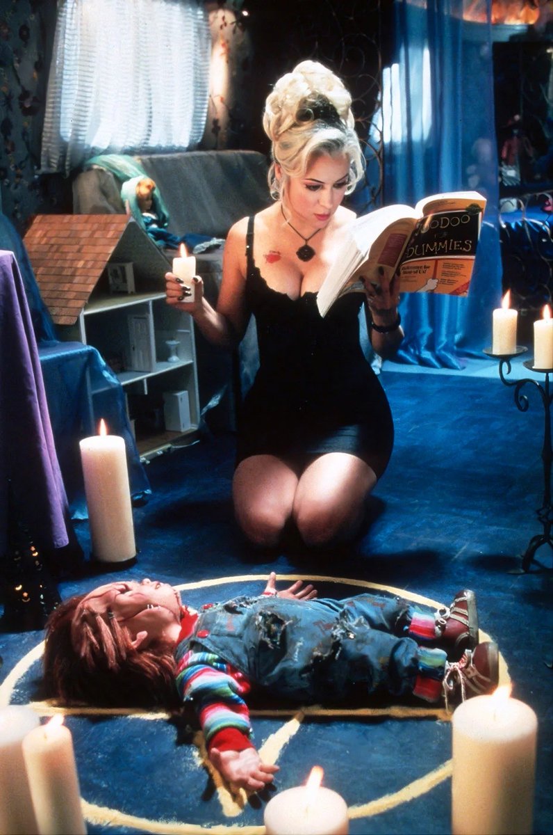 TheCinesthetic's tweet photo. Jennifer Tilly as 'Tiffany' in Bride of Chucky (1998) https://t.co/Q7Y0FU2Ozr