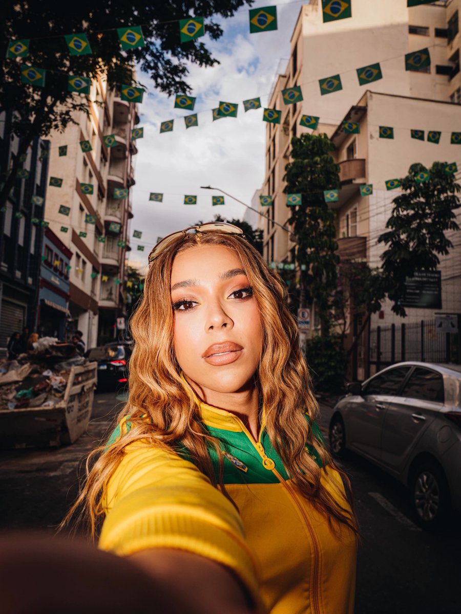lvnsccp's tweet photo. @aleixete o ódio que esse resto de aborto sente pela Erika, é porque um face card desses ela nunca vai ter https://t.co/zBMRVshIIh