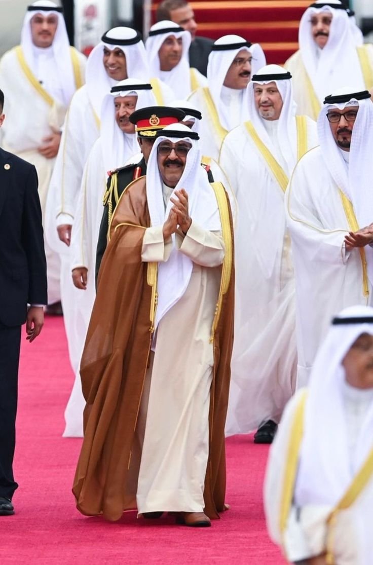 nohaa_talal's tweet photo. والله ما نعيش من دونك سيدي الأمير ؟ 🇰🇼 https://t.co/4nSLS3ek3B