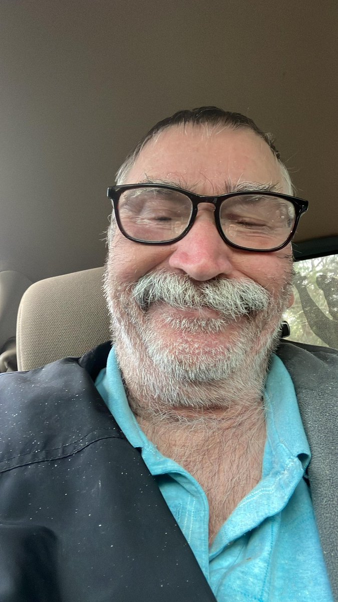 Hey48477793170's tweet photo. Any sweet pretty girl for daddy https://t.co/Up4QCOmkZK