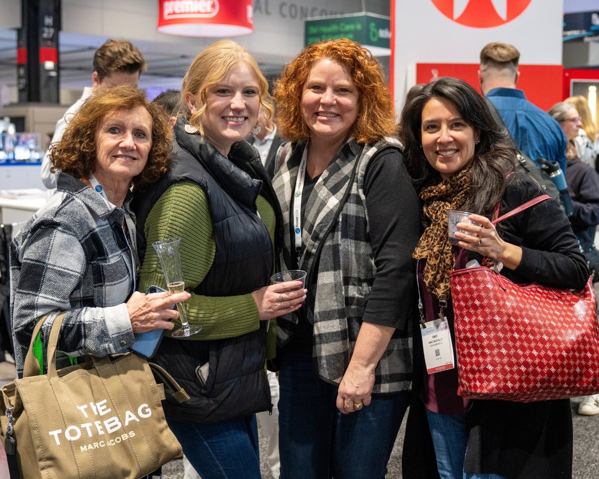 Chicago_Dental's tweet photo. We are just one month away from registration opening for the 2027 #MidwinterMeeting! 📅 Save the date for Monday, November 2.

Gather your team and explore our enhanced Exhibit Hall, featuring the latest innovations in dental products and technology—plus exciting new surprises and returning favorites that you won’t want to miss. 🦷✨

🔗 Learn more at https://t.co/X68UierKbt.

#mwm27 #dentists #dentistry #hygienists #chicago
