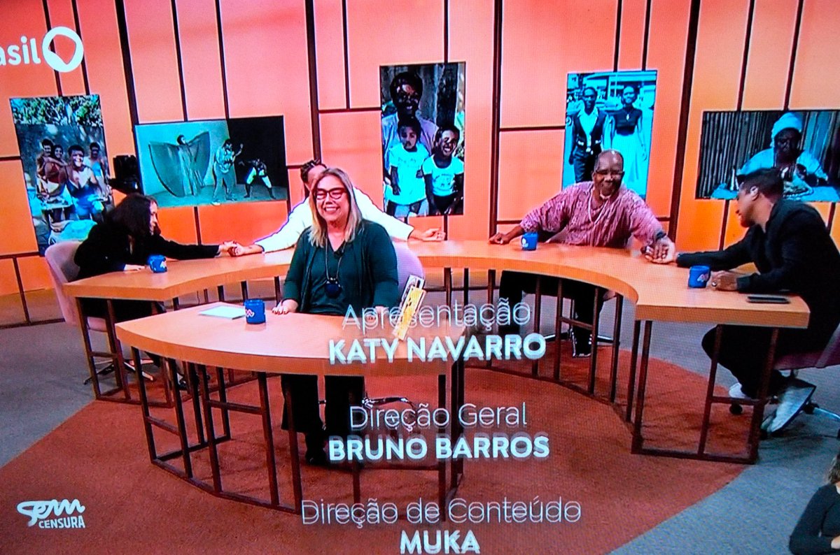 Lufersan's tweet photo. Todo mundo chorou! Eu também chorei. Viva Chica Xavier! Programa super emocionante #semcensura https://t.co/JTjm6s1XbB