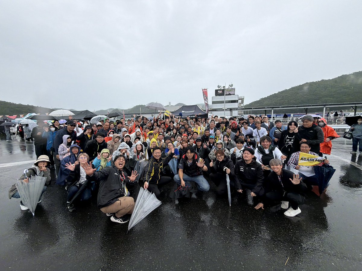 annin333333's tweet photo. FDJ2026年シリーズ終了〜！
いろいろあったけど
楽しかった！！
皆んな、ありがと〜〜😊

ps少しずつ成長してるおじさん達より

#YokohamaRubber
#FDJ
#TONE
#WINMAX
#TAKMO 
#アカデミック
#放課後 https://t.co/MLOT17Nvsb
