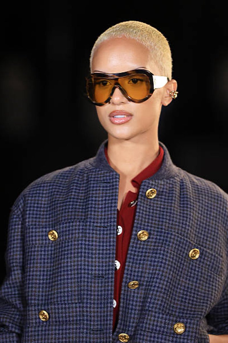 pgLangUpdates's tweet photo. Imani Imani at Chanel Fashion Show during Paris Fashion Week (Womenswear Spring/Summer 2027) 

📸 Stephane Cardinale/Getty https://t.co/jt5PFR8YKE