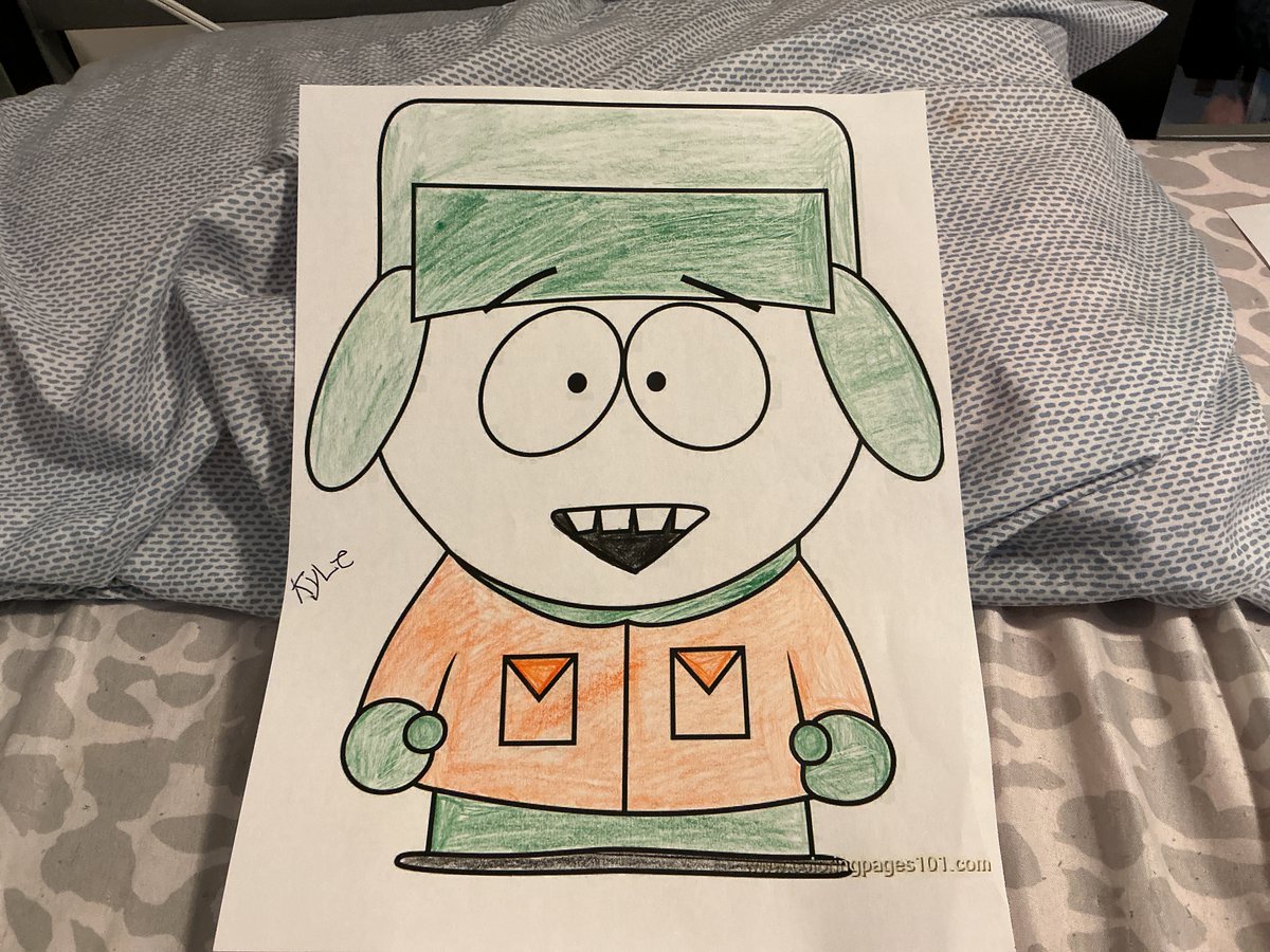 Jaxandcainetadc's tweet photo. South Park colour drawing irl #art #kyle #southpark #colourdrawing i did it just for fun! 💚💚💚 i was at school, so yeah… i did not have the right skin colour, i left it white. https://t.co/igzl3jJeNs