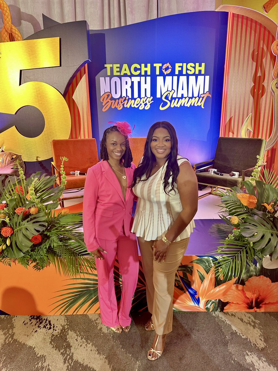 ItsEmpressRaw's tweet photo. Day 2 Teach to fish 🎣Nomi Business Summit 💖💫✨ https://t.co/eyps1femEn