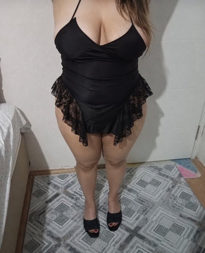 reneeisawessome's tweet photo. Would you date a thick or chubby lady like me?🥰💕 https://t.co/fZ62fCoEhf