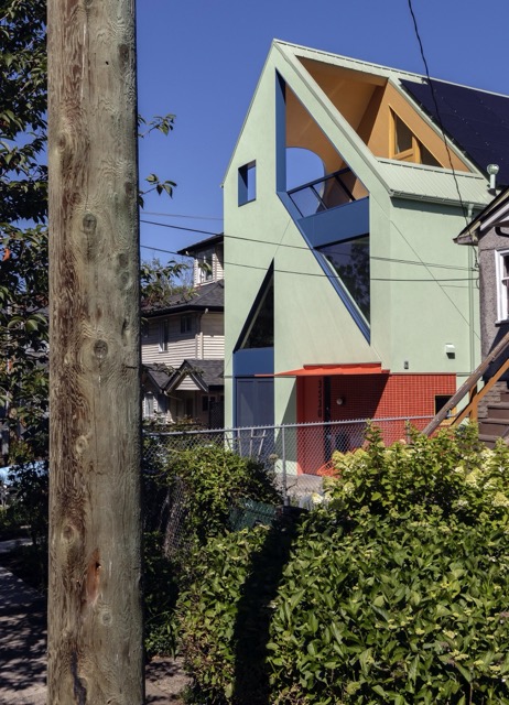 Architizer's tweet photo. #ProjectOfTheDay: Fluevog House by MA+HG Architects
The Fluevog House brings bold colour and geometric forms to a Vancouver family home, with a sea-green gable, circular and triangular windows, and a bright yellow roof deck. Designed as a Net Zero home, its playful geometry also responds to the practical demands of solar energy and high-performance construction.
📍 Vancouver, Canada #ArchitizerAwards
Photos by: Janis Nicolay Photography
Details: https://t.co/8ZTBst2jFw
