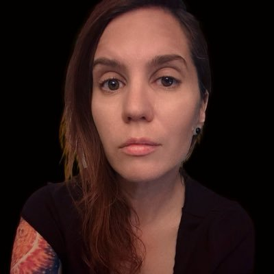 NFL_Theory's tweet photo. @DrKarlynB No wonder you wear sunglasses indoors

You literally look retarded https://t.co/sxUyAgi9Jf