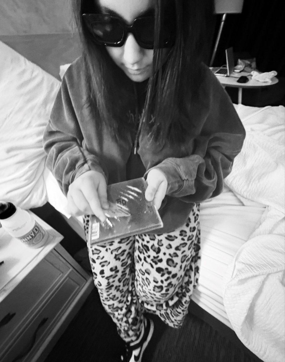 cokedicted's tweet photo. sunglasses, leopard pants, sunny d &amp; brat cd #drugtwt #coketwt https://t.co/aZ3qQAExe7