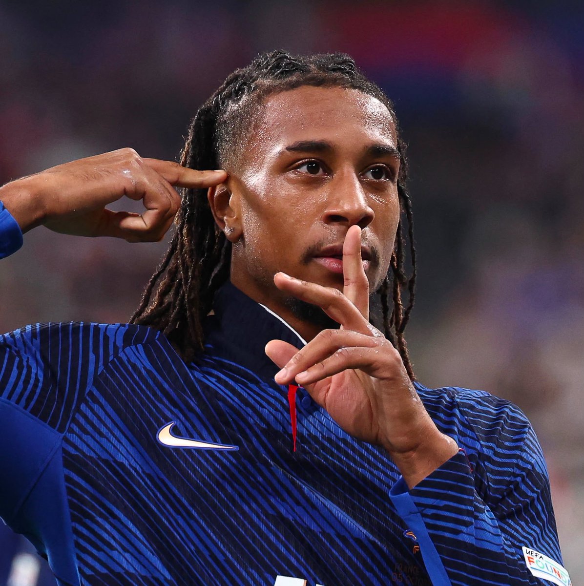 FabrizioRomano's tweet photo. ✨🇫🇷 Rayan Cherki: “My connection with Michael Olise is real and strong. Don’t believe everything you see in the media”.

“This group is fantastic”. https://t.co/9eNcLuHCAu