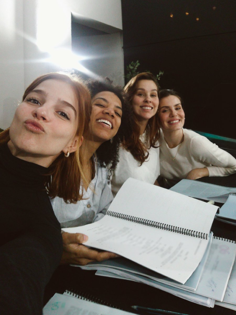 mavgfx's tweet photo. gabi oficialmente no novo projeto EU TO ANSIOSAAAAAA https://t.co/nKCNFqt3fW