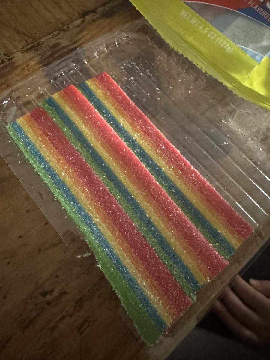 camharless's tweet photo. Got some gay bacon at the 7/11 anyone want some? https://t.co/oqj0ad43tZ