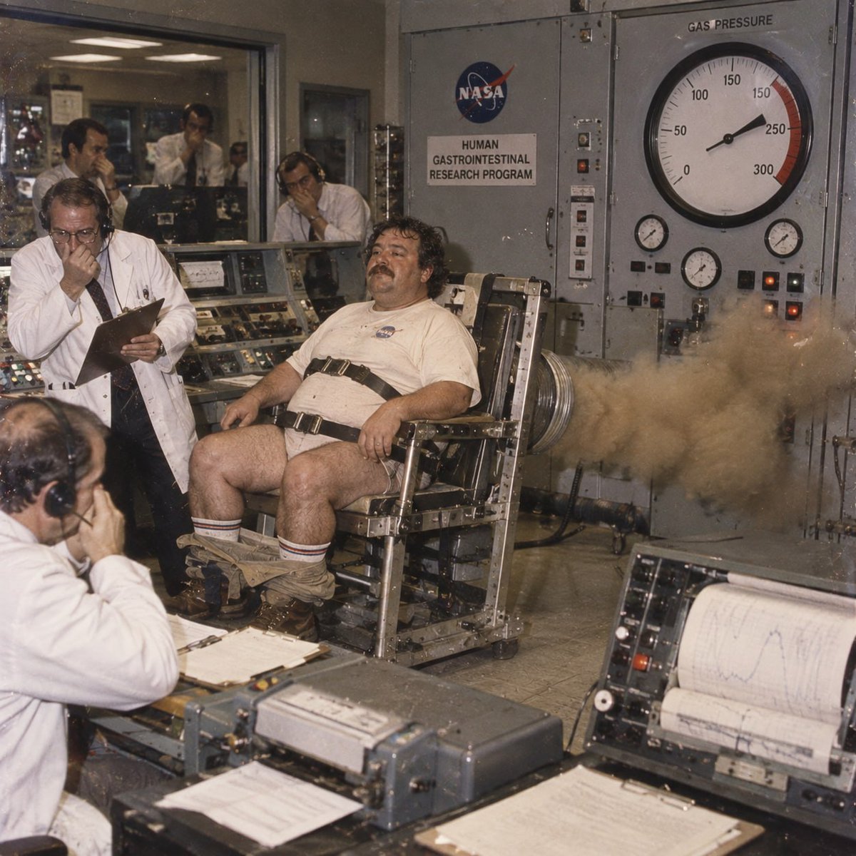 GascoinStnk's tweet photo. I wonder if they know what we stand for.

If they don't they'll learn.

Just like these scientists learned. https://t.co/N0UucXb6Ia
