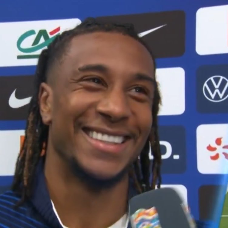 annaalaba27's tweet photo. i‘m a simple person: michael is happy, i‘m happy https://t.co/GRsQwnikNE