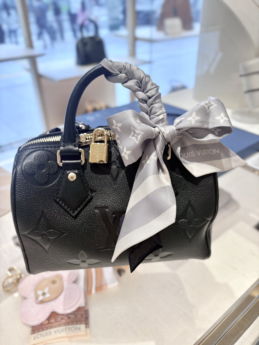 rq_m2i's tweet photo. そえば凍結中に、頑張った自分へのご褒美としてスピーディ買いました♡

バンドー可愛すぎてめっちゃ迷った︎^_^
大荷物界隈の救世主となってくれることを、期待_____❣️ https://t.co/YXFhIMab0Z