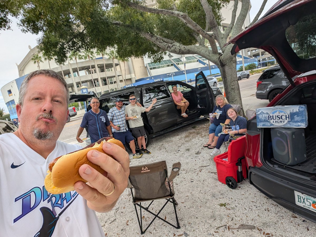 tropicalupdate's tweet photo. Invest 92 will have to wait. It's all about the Ray's tonight. Woohooooo. Tailgating. Doesn't get much better! #raysup https://t.co/HbEx7pdTui
