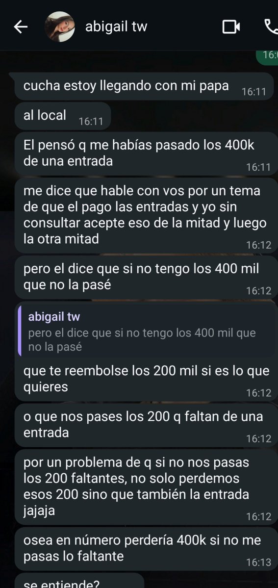 floricienta1_'s tweet photo. esta chica estaba vendiendo entradas para bts y te pide la totalidad es ESTAFA no caigan, te dice q lo compro su papa y nada que ver, no caigan
#estafa #bts #estafabts https://t.co/XZLiDYD4E3