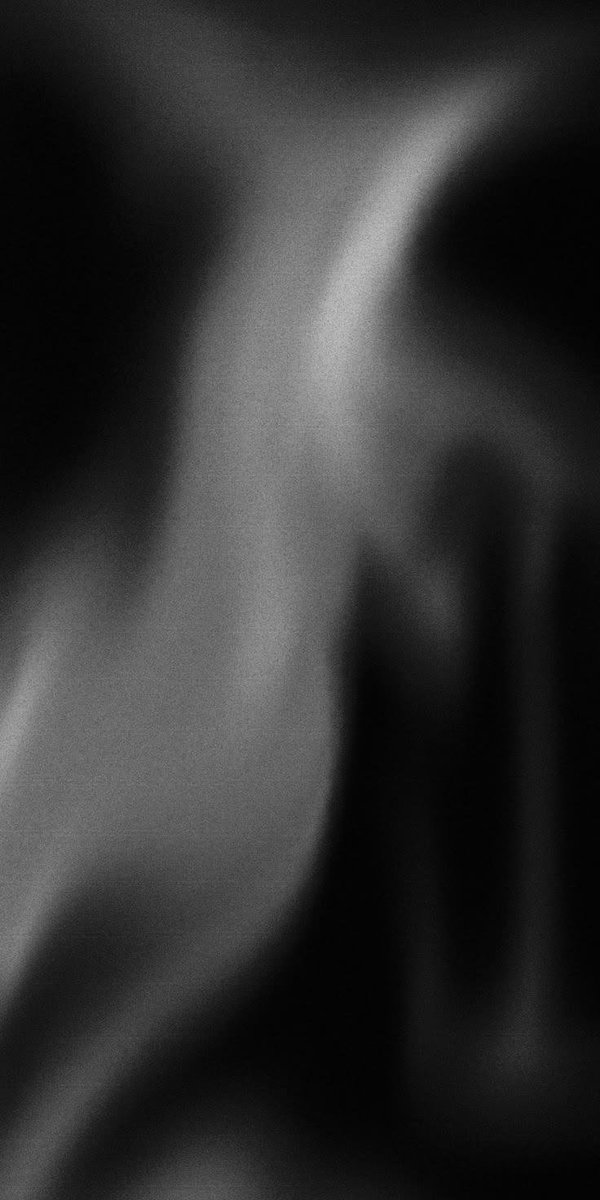 arcaniario's tweet photo. ⠀⠀ Paralogism, 1995 ’ 𓆣.  ── Old Film.
⠀⠀ «天使»  Devoción: sed de querencia. https://t.co/Bz8A56swBv