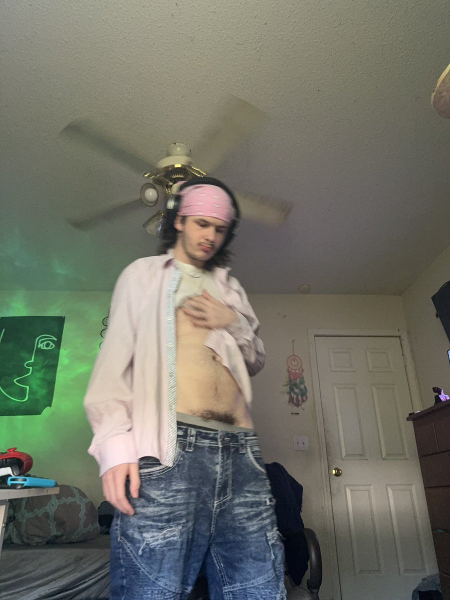 itsjeffeory's tweet photo. needing some birthday love. retweet for a surprise dm ;)

https://t.co/RoRiM7KAKK https://t.co/65Hzaq8j9t